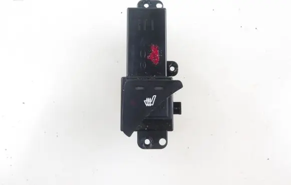 KIA Sportage Seat heating switch 933303W000WK