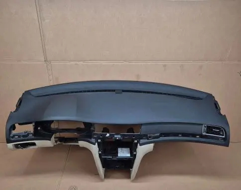 Skoda Superb B6 (3T) Dashboard 122018447