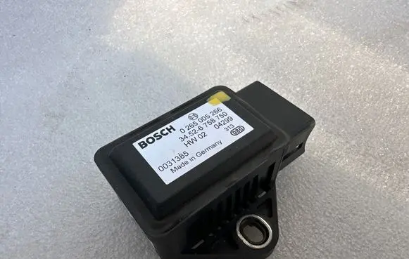 BMW 5 E60 E61 ESP acceleration yaw rate sensor 0265005266 34526758750 0031385