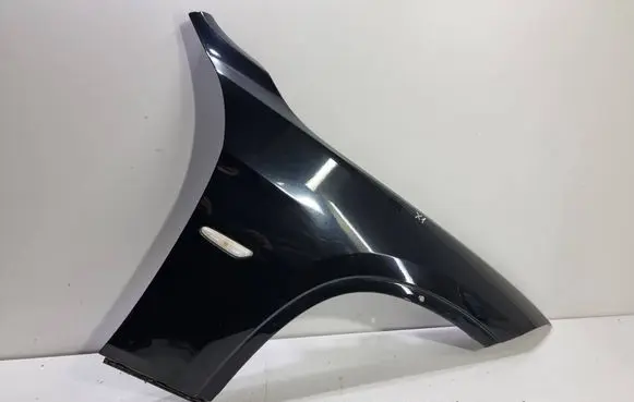 BMW X1 E84 Fender
