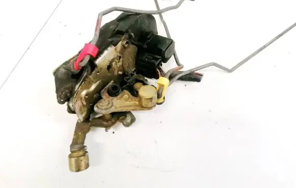 Chrysler Voyager Front door lock