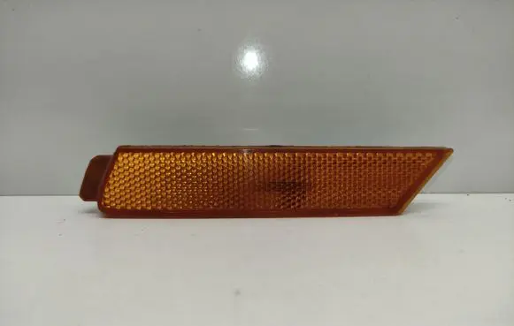 Chevrolet Camaro Front fender indicator light 92246245 SAE00003266 ECE00008852