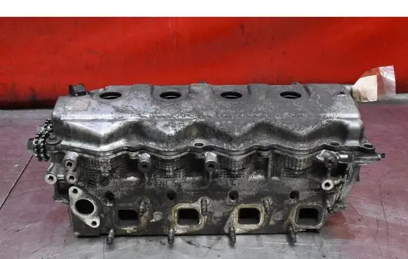 Nissan X-Trail T30 Engine head EB3