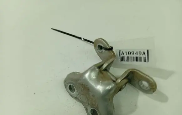 Toyota Corolla Verso AR10 Rear door lower hinge 