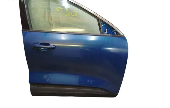 Ford Escape IV Front door