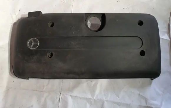 Mercedes-Benz E W211 Engine cover (trim) A6470100067