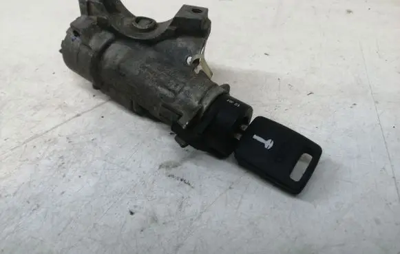 Audi A6 S6 C5 4B Ignition lock 4B0905851C