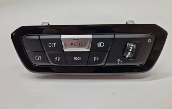BMW i4 Light switch 5A16B19