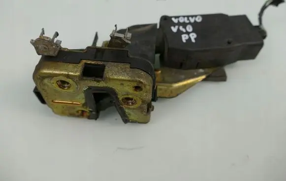 Volvo S40, V40 Front door lock