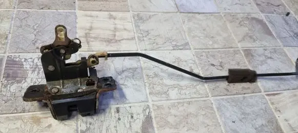 Tailgate/trunk/boot lock/catch/latch
