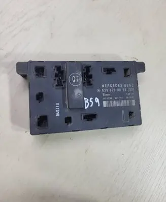 Mercedes-Benz Vito Viano W639 Door control unit/module 6398200026 356177