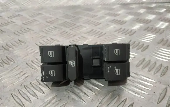 Volkswagen Touran I Electric window control switch 1K4959857