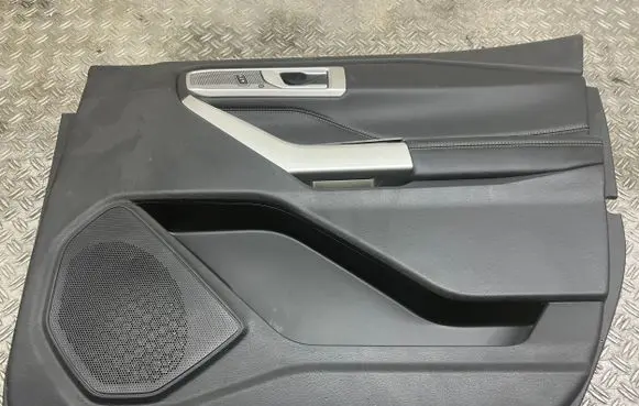 Ford Explorer VI Front door card panel trim LB5BS23942