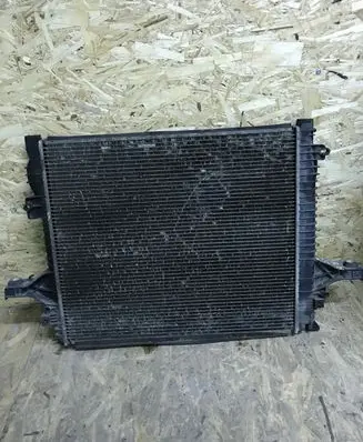 Volvo XC70 Coolant radiator