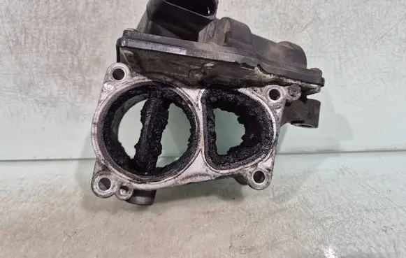 Audi Q7 4L EGR valve 059129593F