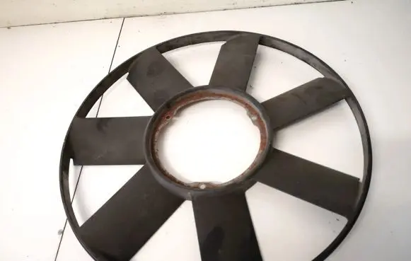 BMW 5 E39 Fan impeller 2243303 6600100000
