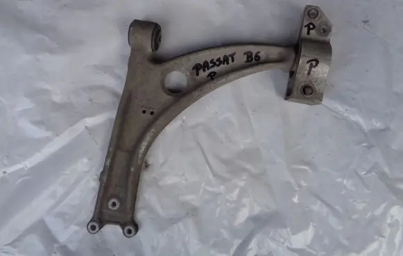 Volkswagen PASSAT B6 Front lower control arm/wishbone