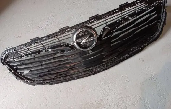 Opel Insignia B Front grill 90910002301 13491199