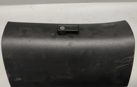 Toyota Avensis T250 Glove box lid/cover 