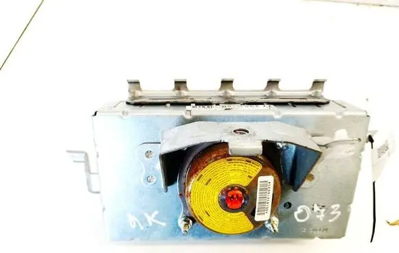 Toyota Avensis T270 Passenger airbag 