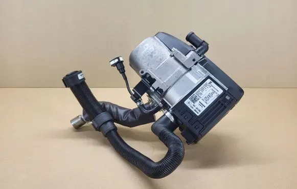 Volvo XC40 Auxiliary pre-heater (Webasto) 