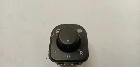 Volkswagen PASSAT B6 Wing mirror switch 1K0959565G