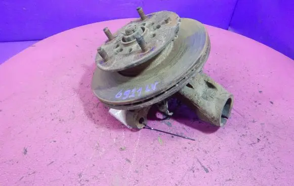 Front wheel hub spindle knuckle