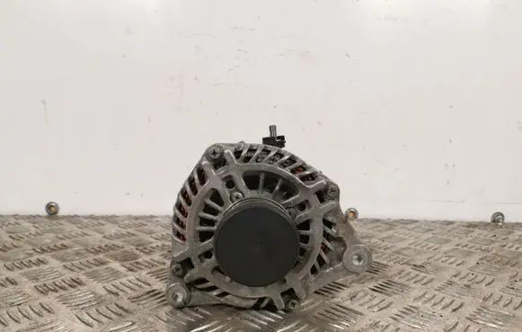 Subaru XV Generator/alternator 23700AA941