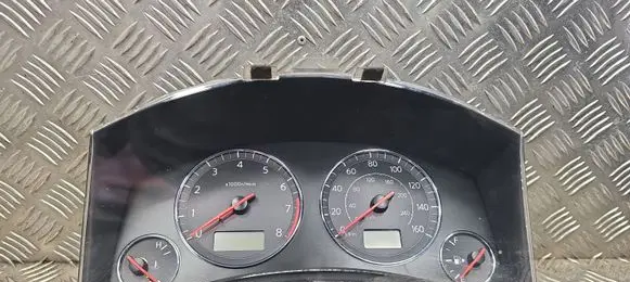 Infiniti FX Speedometer (instrument cluster) G11206A03000 CG711604L 0404230032B