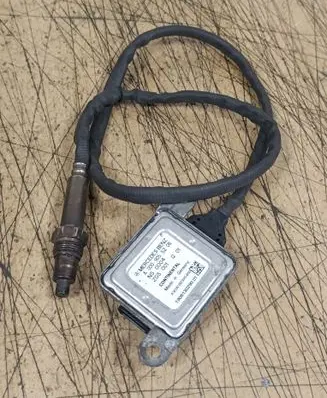 Mercedes-Benz C W205 Lambda probe sensor A0009055206