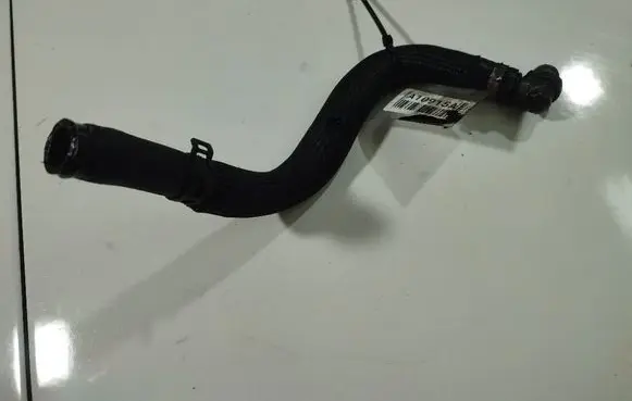 Audi A6 S6 C6 4F Engine coolant pipe/hose