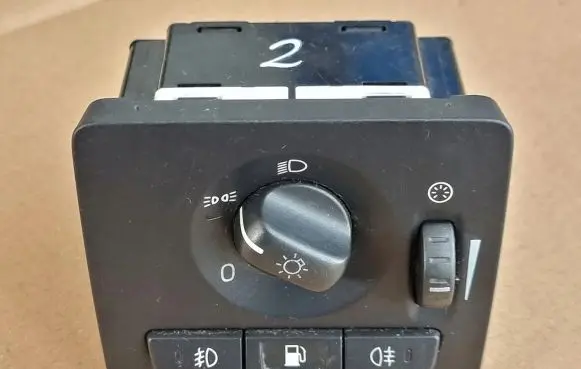 Volvo C30 Light switch 30739299