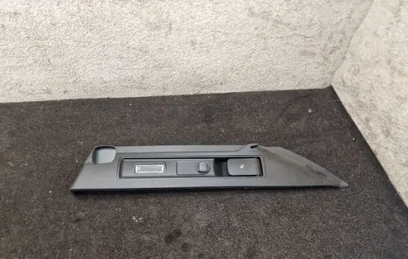 Alfa Romeo Stelvio Parcel shelf load cover mount bracket 156122898