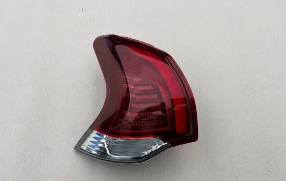 Peugeot 3008 I Rear/tail lights 9805510580 81290101