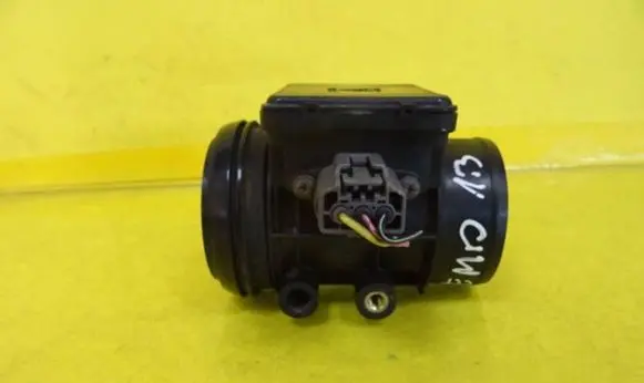 Mazda Demio Mass air flow meter E5T52171