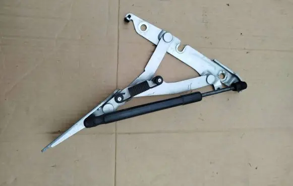 Audi A6 S6 C6 4F Tailgate/trunk/boot hinge 4F5827301A