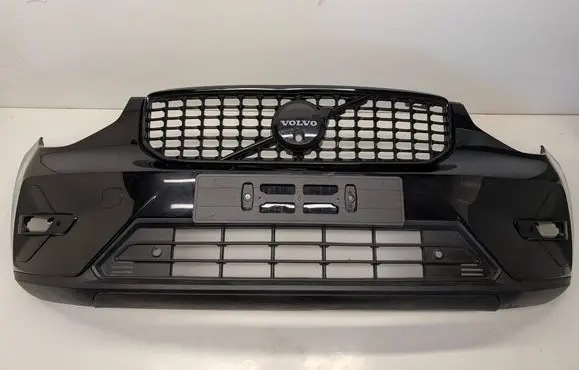 Volvo XC40 Front bumper 31690933