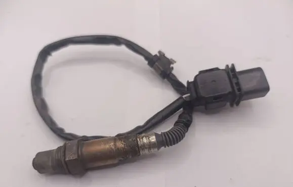 Volkswagen PASSAT B6 Lambda probe sensor 03C906262