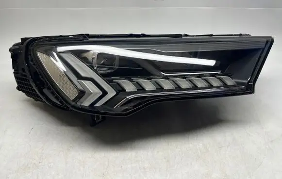 Audi Q7 4L Headlight/headlamp 4M0941040C