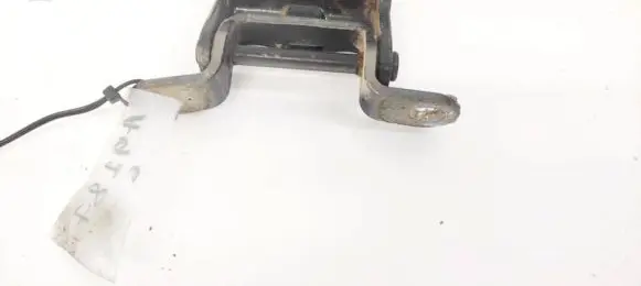 Nissan Primera Tailgate/trunk/boot hinge