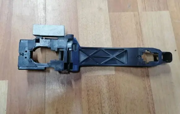 Front door exterior handle/bracket