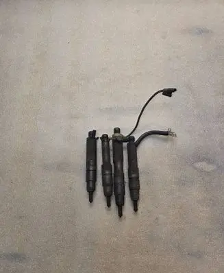 Fuel injectors set