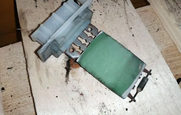 Peugeot Partner Heater blower motor/fan resistor