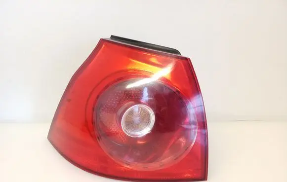 Volkswagen Golf V Rear/tail lights 1K6945095E 028490102A