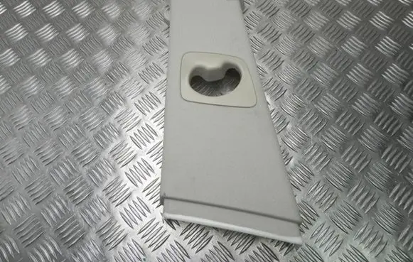 BMW 5 GT F07 (B) pillar trim (top) 9137197 T1064