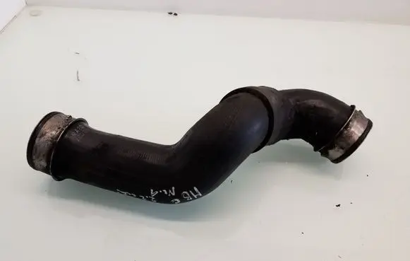Mercedes-Benz C W203 Intercooler hose/pipe A2035281782