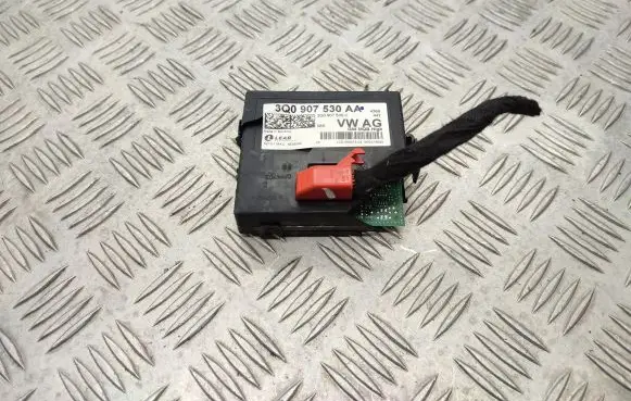 Audi A3 S3 8V Gateway control module 3Q0907530AA 3Q0907530C