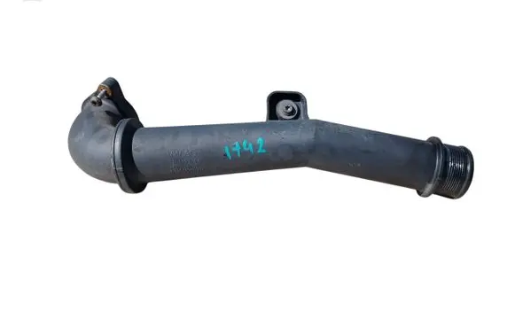 Volkswagen PASSAT B8 Turbo air intake inlet pipe/hose 04L145770