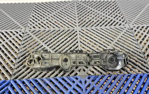 Toyota Corolla E210 E21 Rear bumper mounting bracket 5257602191