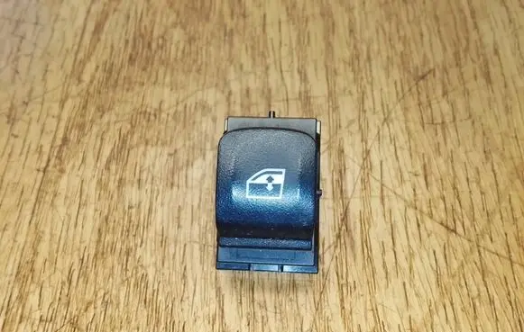 BMW X3 G01 Electric window control switch 9327031